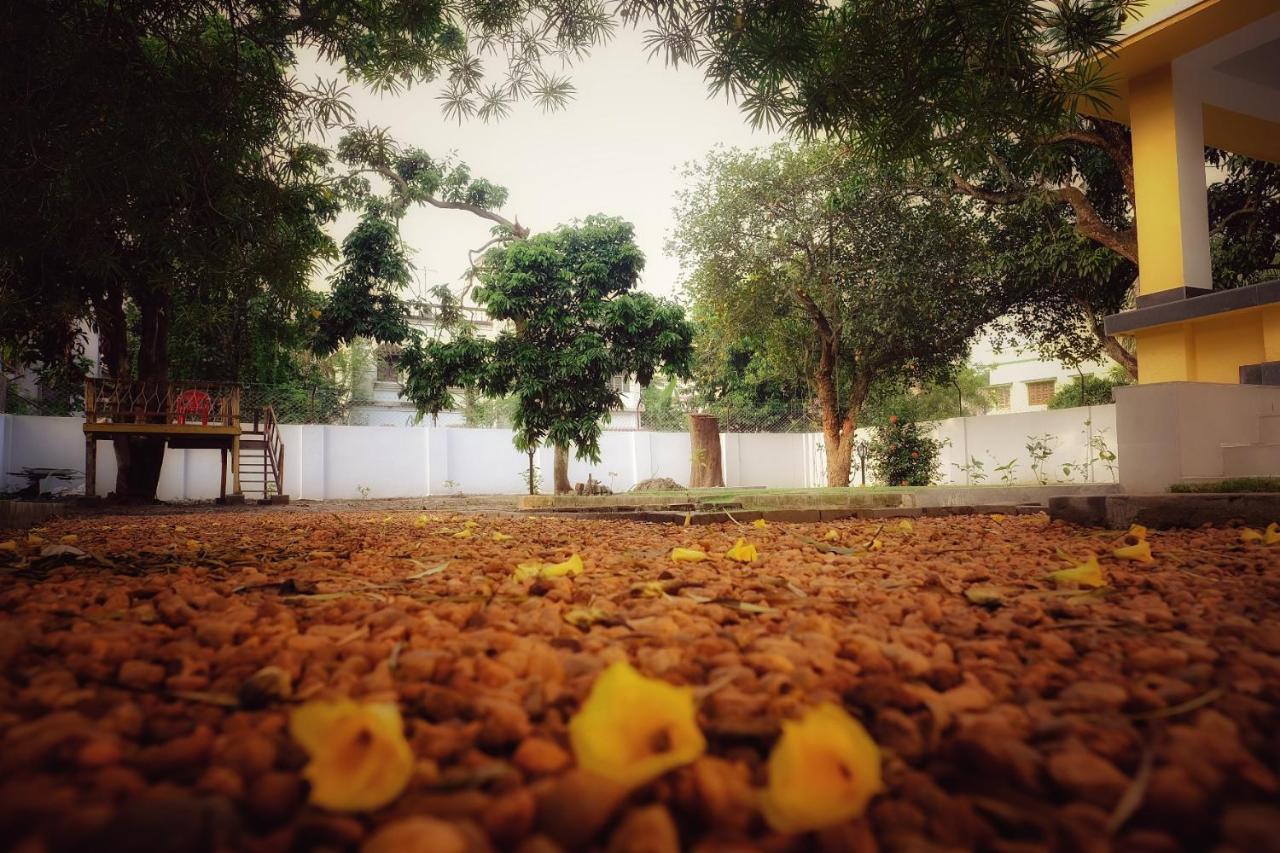 Parul - Elegant Heritage Home At The Heart Of Shantiniketan Екстериор снимка