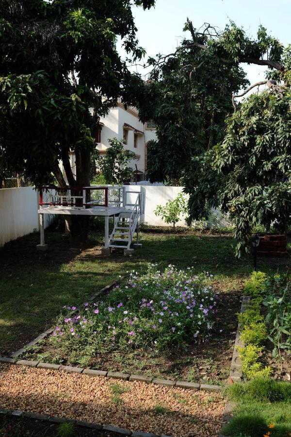 Parul - Elegant Heritage Home At The Heart Of Shantiniketan Екстериор снимка